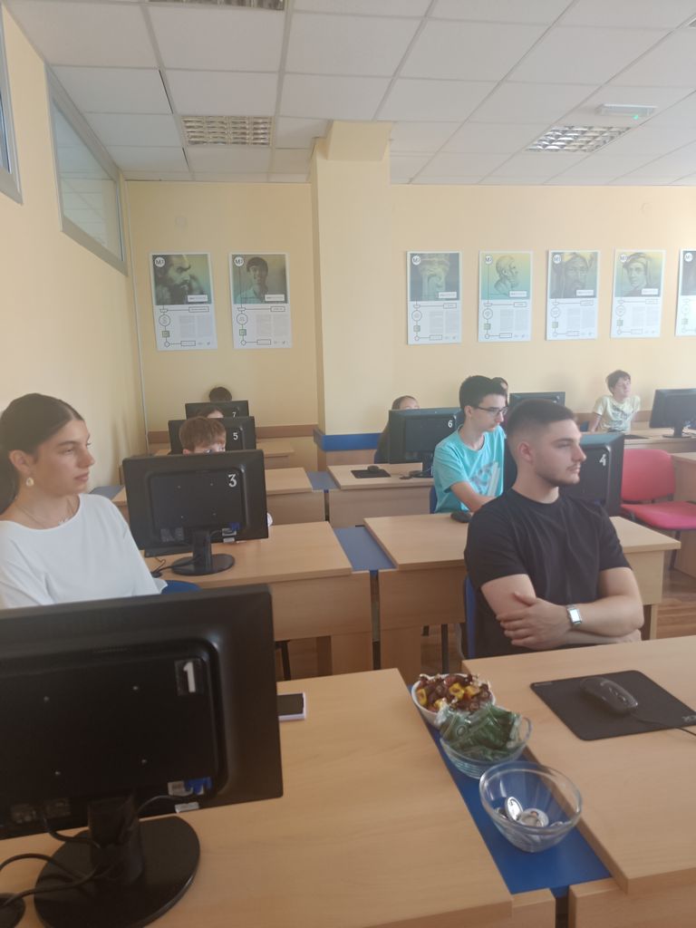 Генеративна вештачка интелигенција (AI) – мост или баријера ка дигиталној једнакости